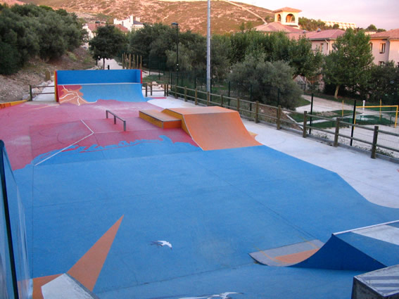 Skatepark de Fontainieu (St Joseph, Marseille)